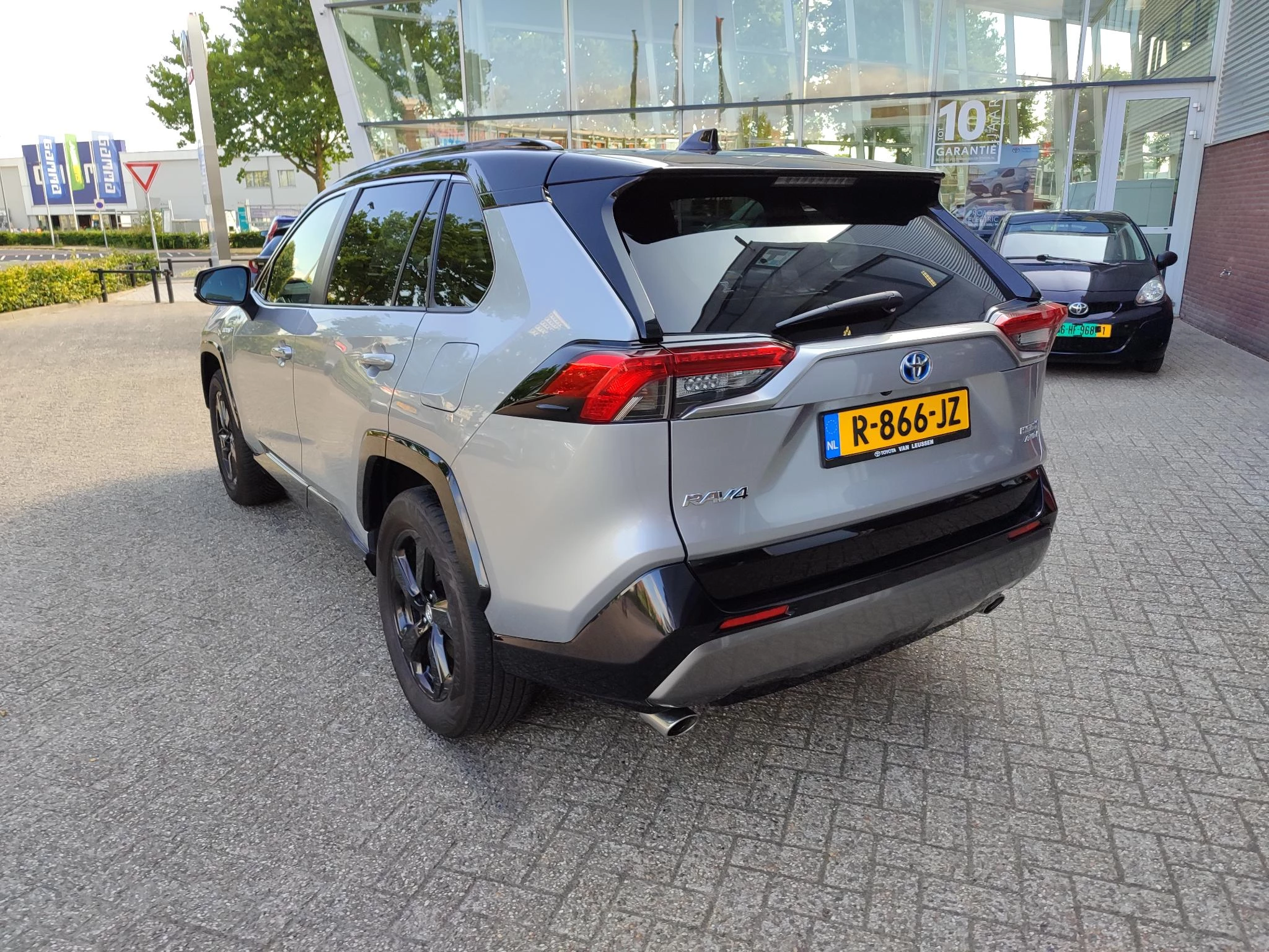 Hoofdafbeelding Toyota RAV4