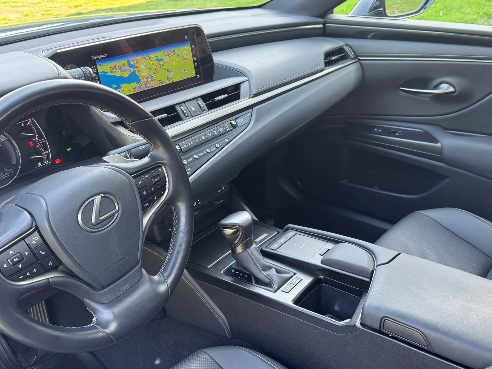 Hoofdafbeelding Lexus ES