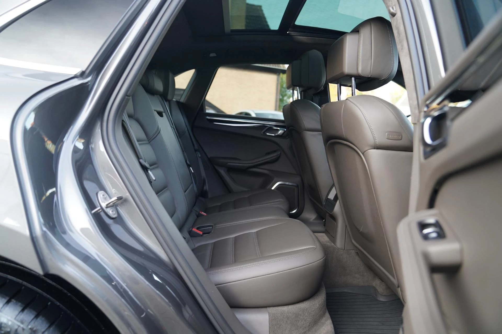 Hoofdafbeelding Porsche Macan