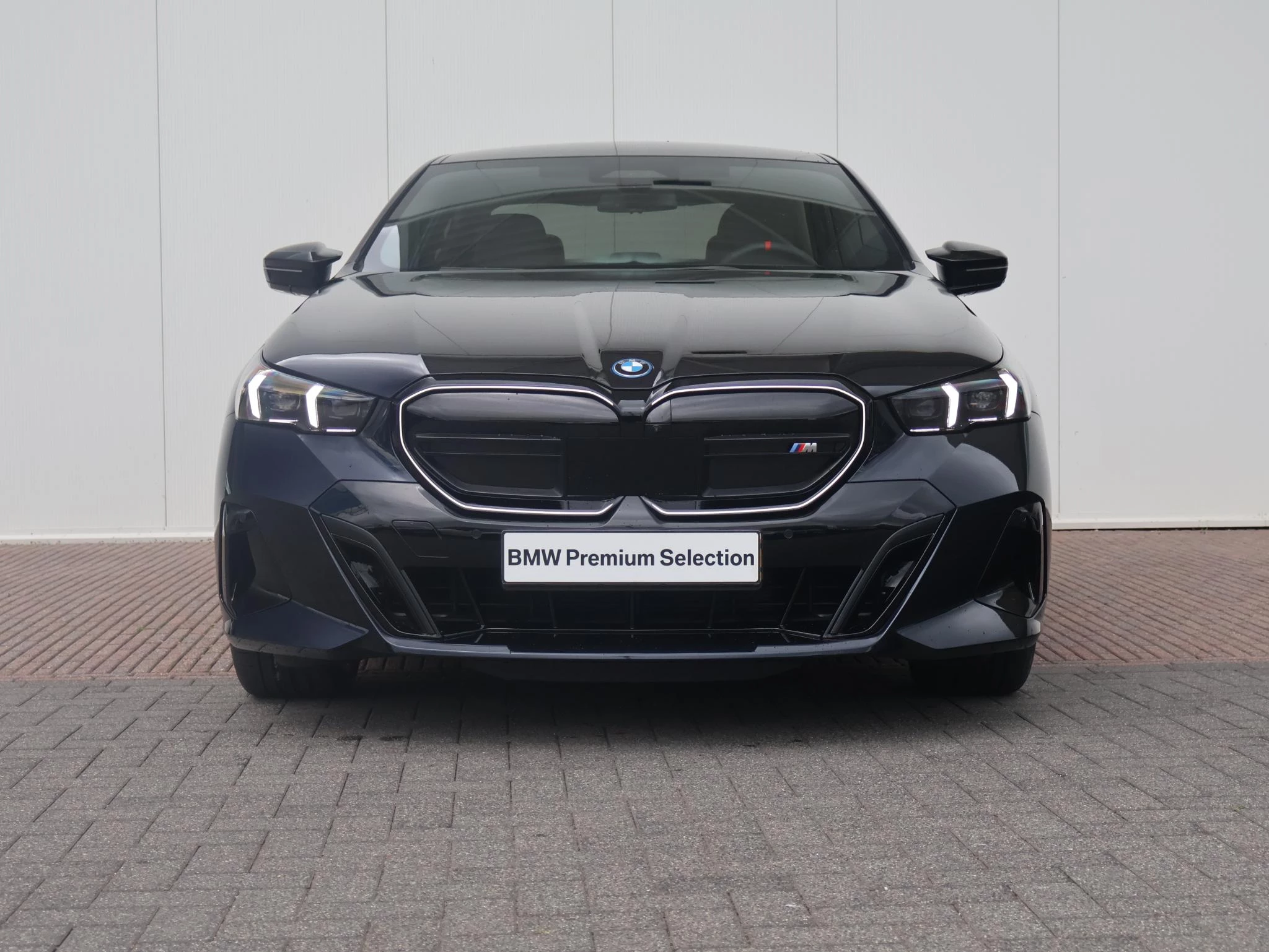 Hoofdafbeelding BMW i5