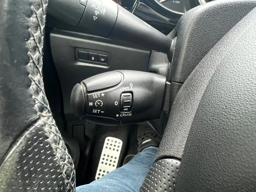 Hoofdafbeelding DS DS 3