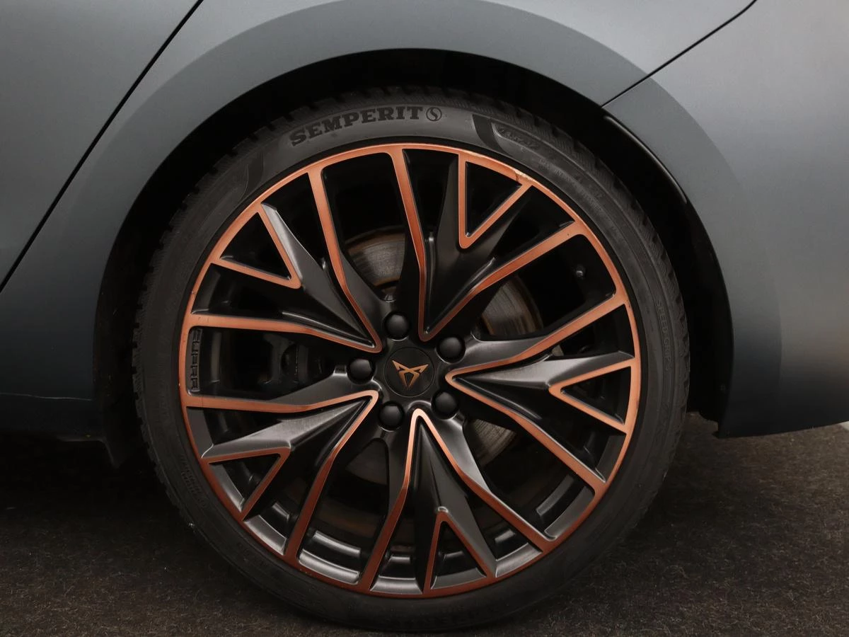 Hoofdafbeelding CUPRA Leon