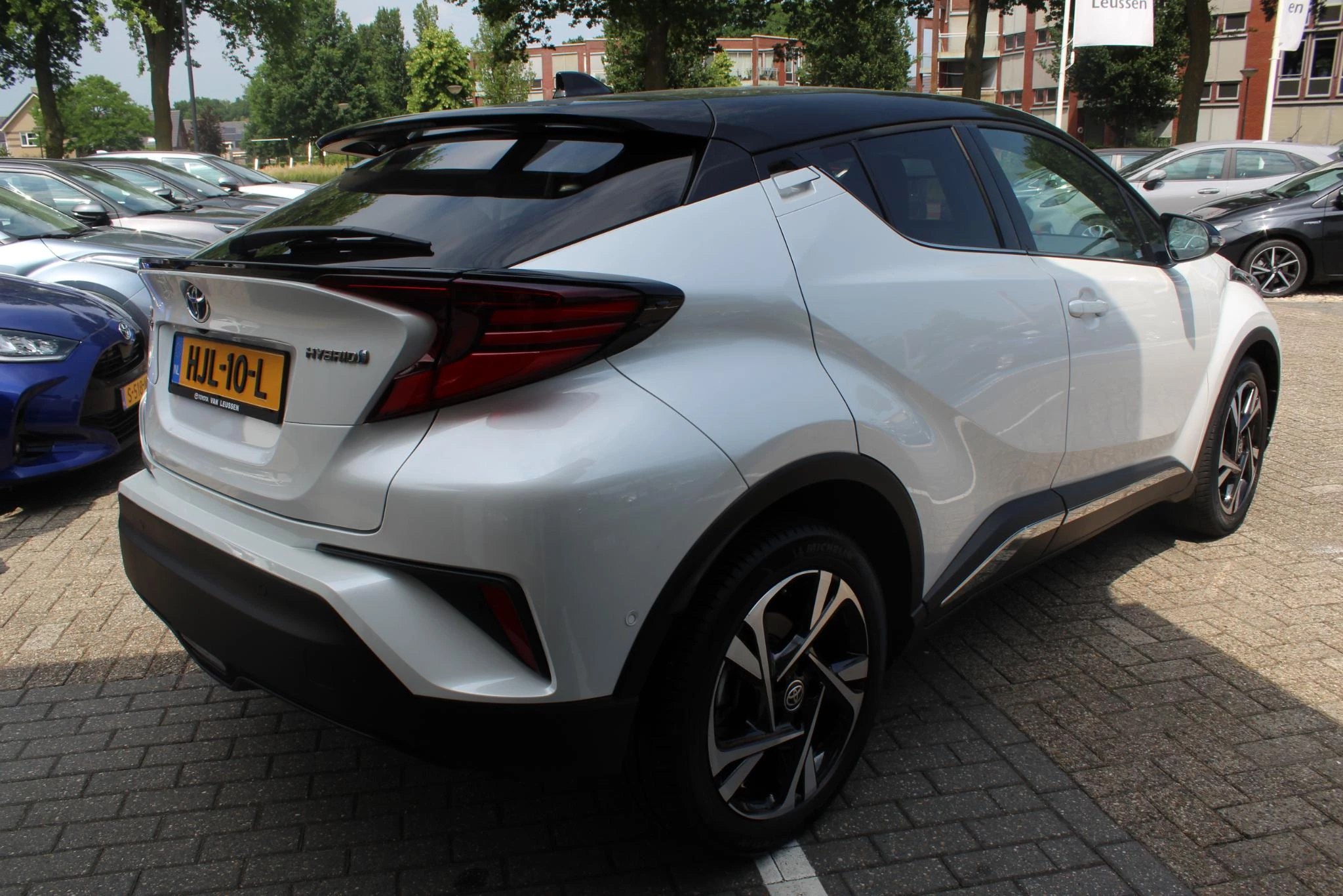 Hoofdafbeelding Toyota C-HR