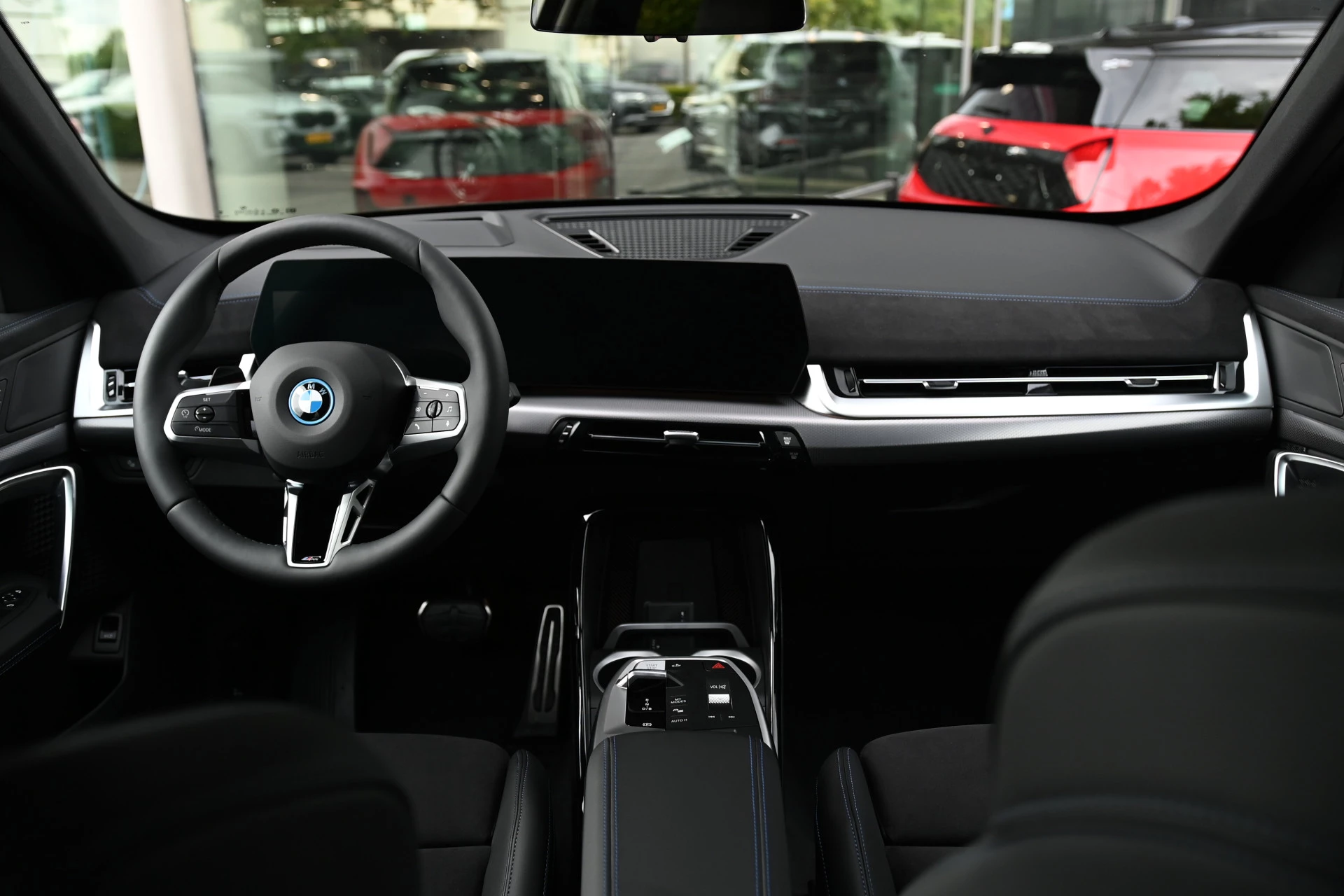 Hoofdafbeelding BMW iX1