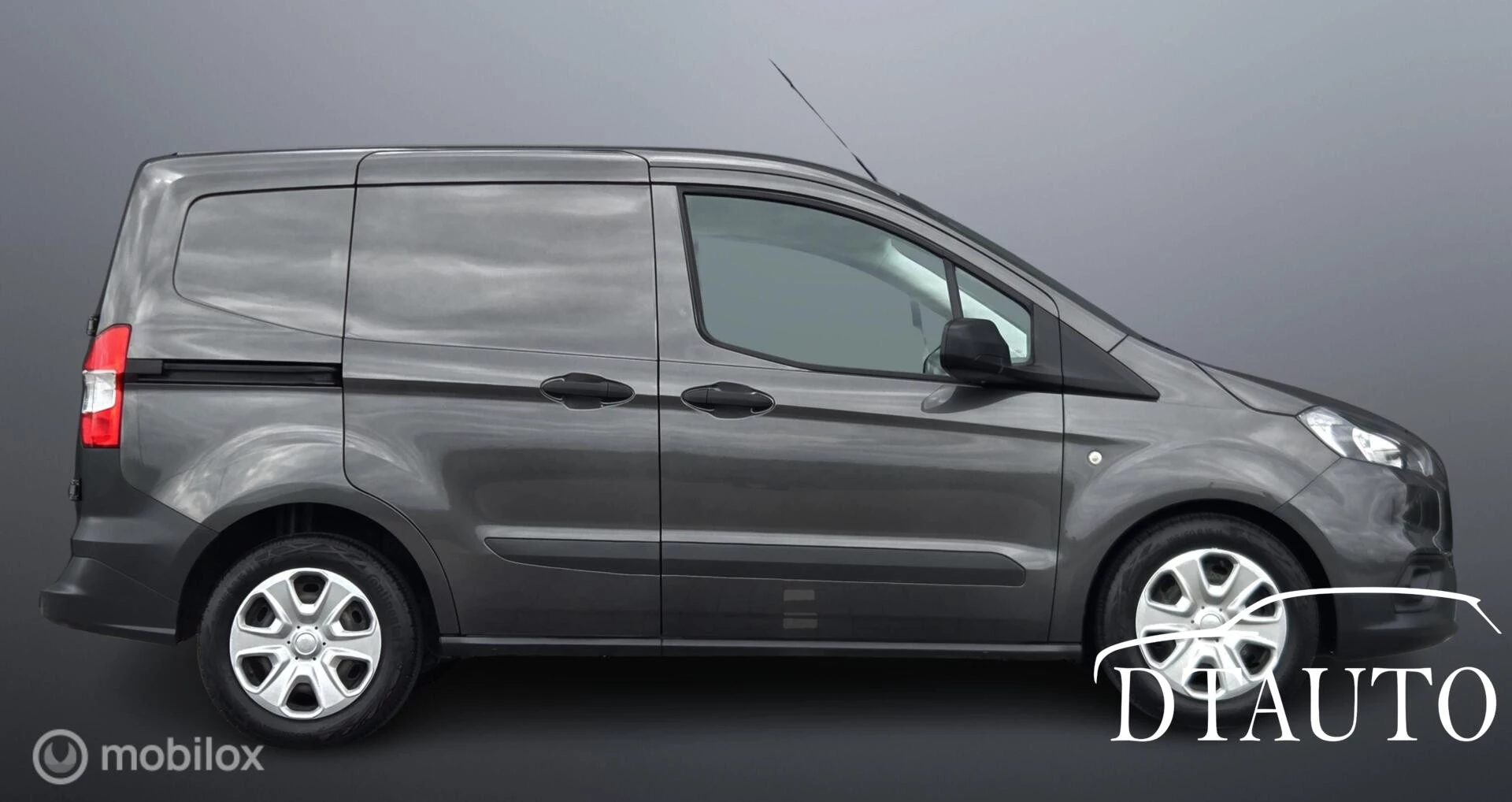 Hoofdafbeelding Ford Transit Courier