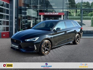 Hoofdafbeelding CUPRA Leon Sportstourer CUPRA Leon Sportstourer 1.4 TSI DSG E-HYBRID PANO-DAK/CAMERA/LEDER/MEMORY/NAVI/ACC/CARPL