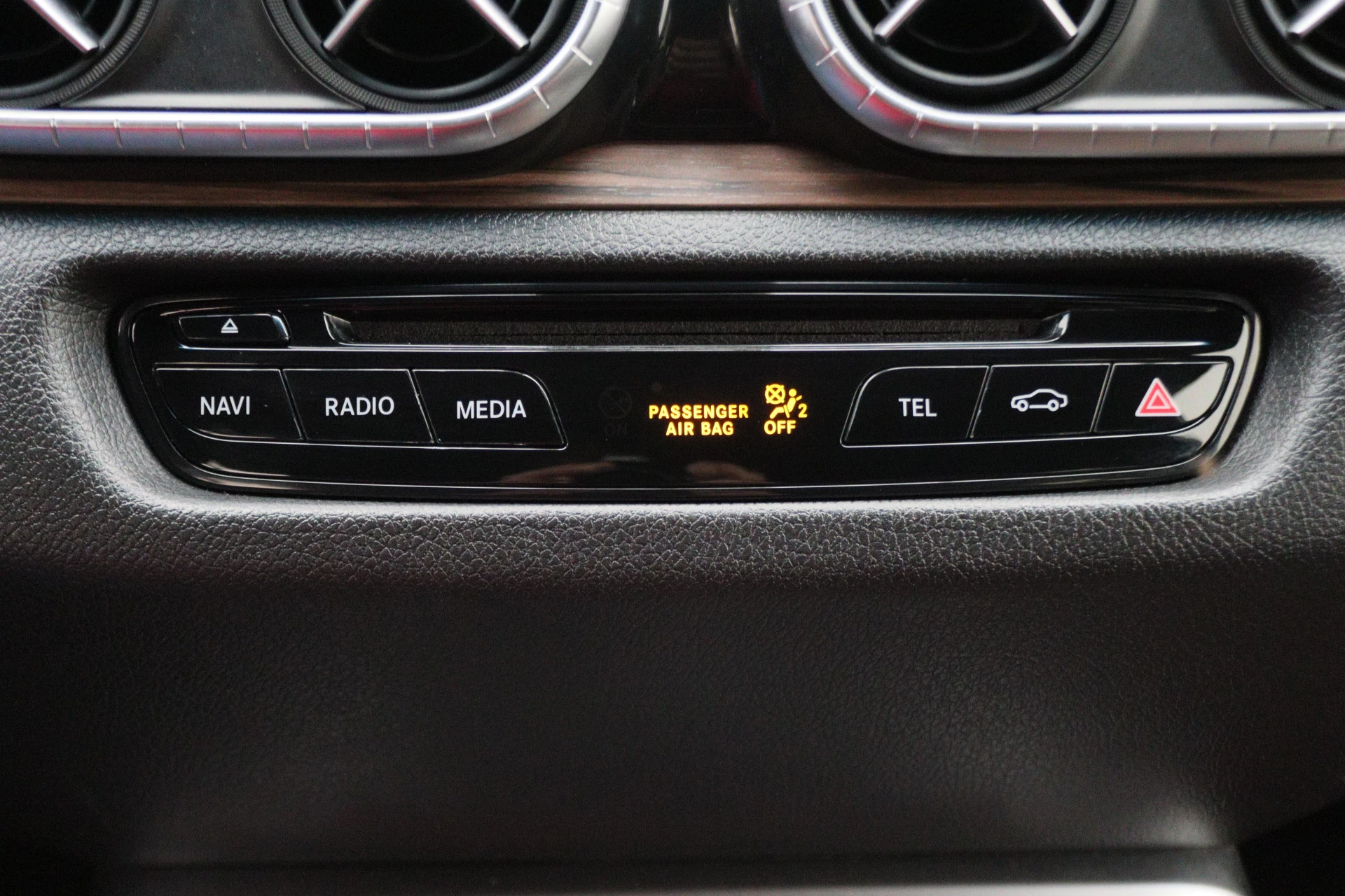 Hoofdafbeelding Mercedes-Benz X-Klasse