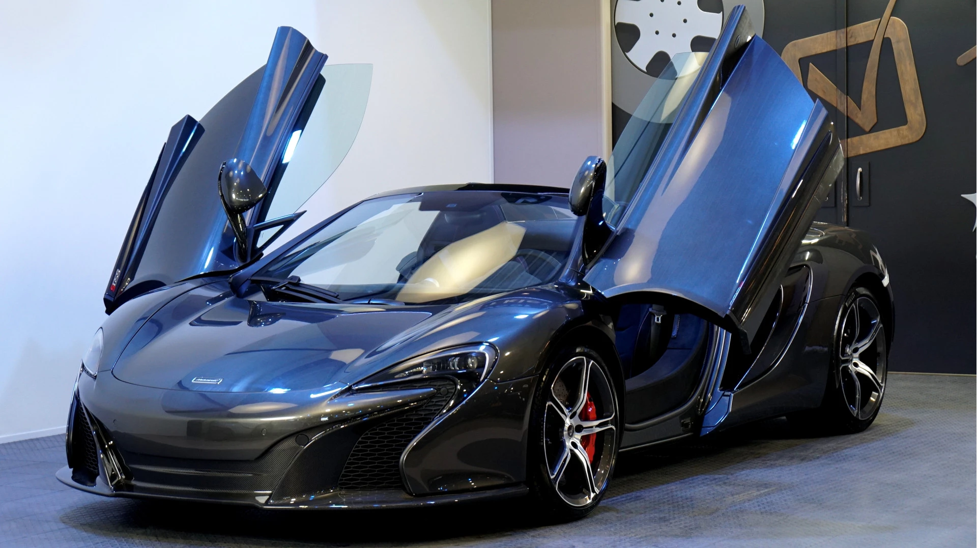Hoofdafbeelding McLaren 650S