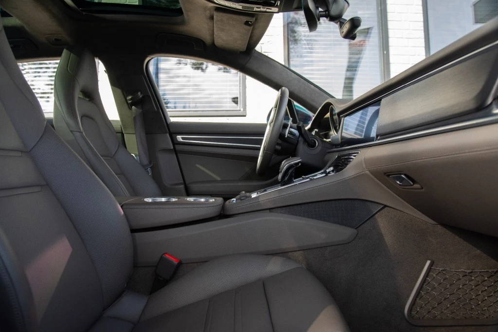 Hoofdafbeelding Porsche Panamera