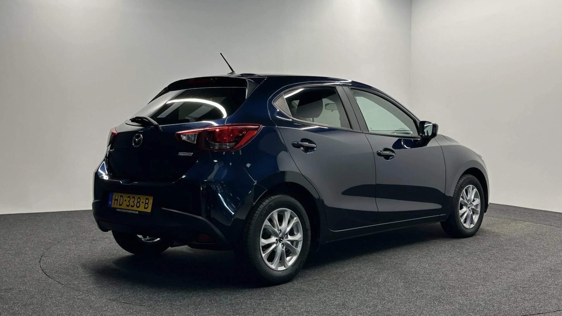 Hoofdafbeelding Mazda 2