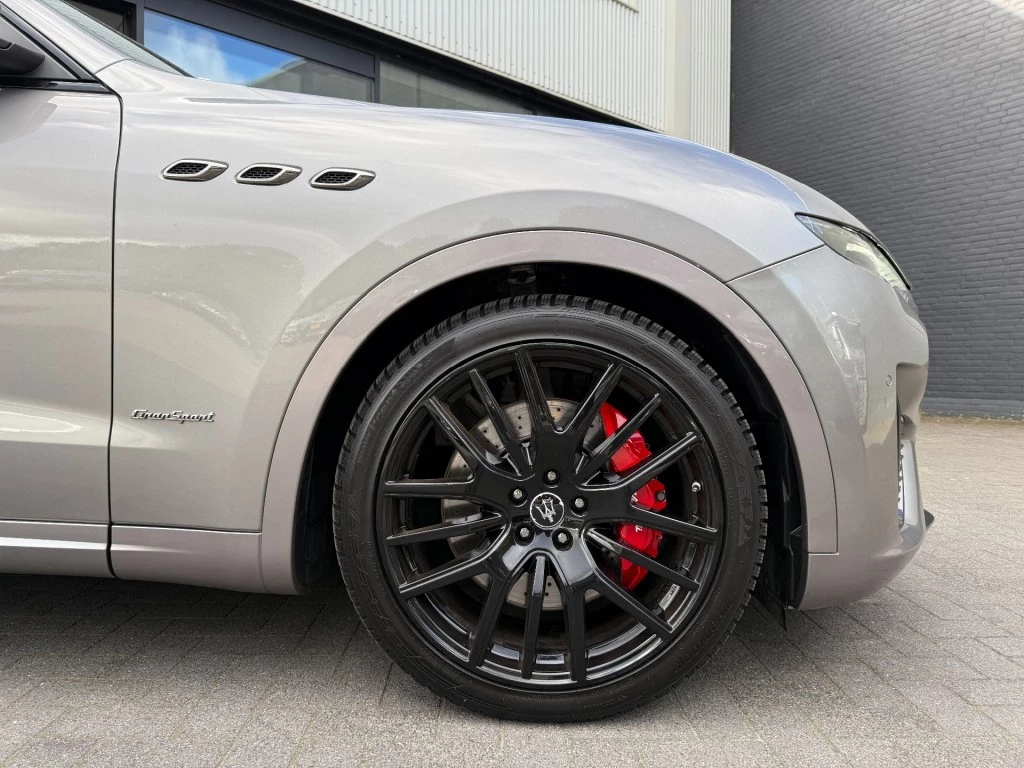 Hoofdafbeelding Maserati Levante