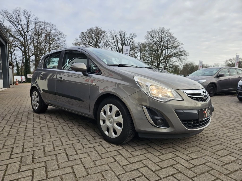 Hoofdafbeelding Opel Corsa