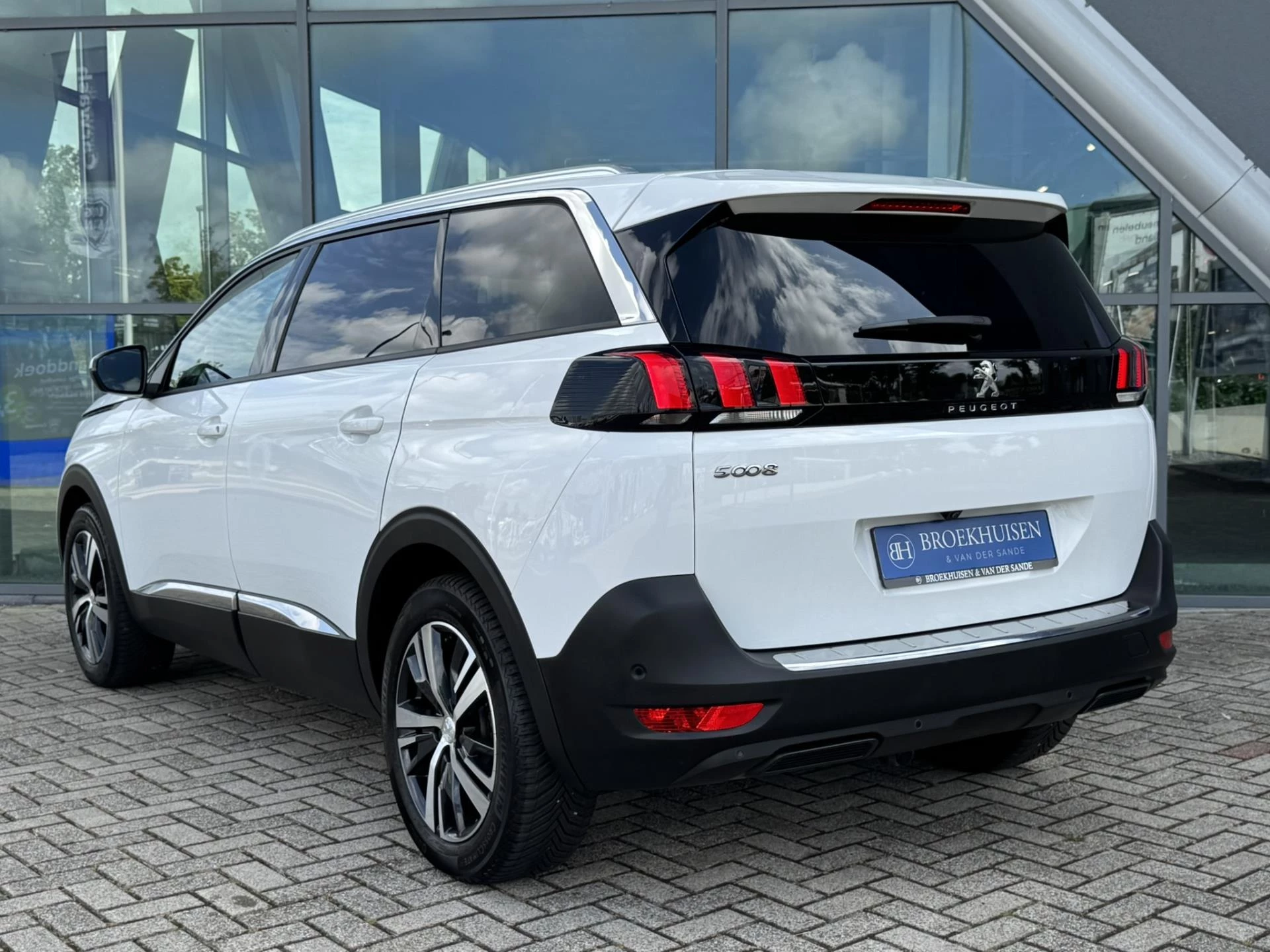 Hoofdafbeelding Peugeot 5008