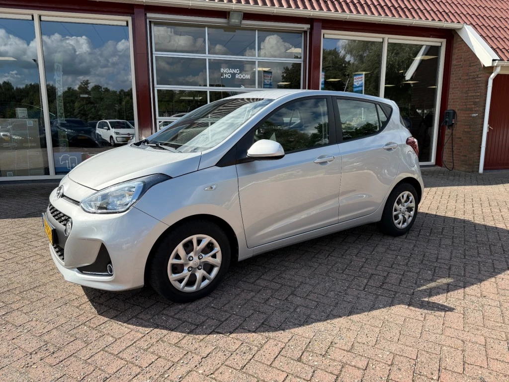 Hoofdafbeelding Hyundai i10