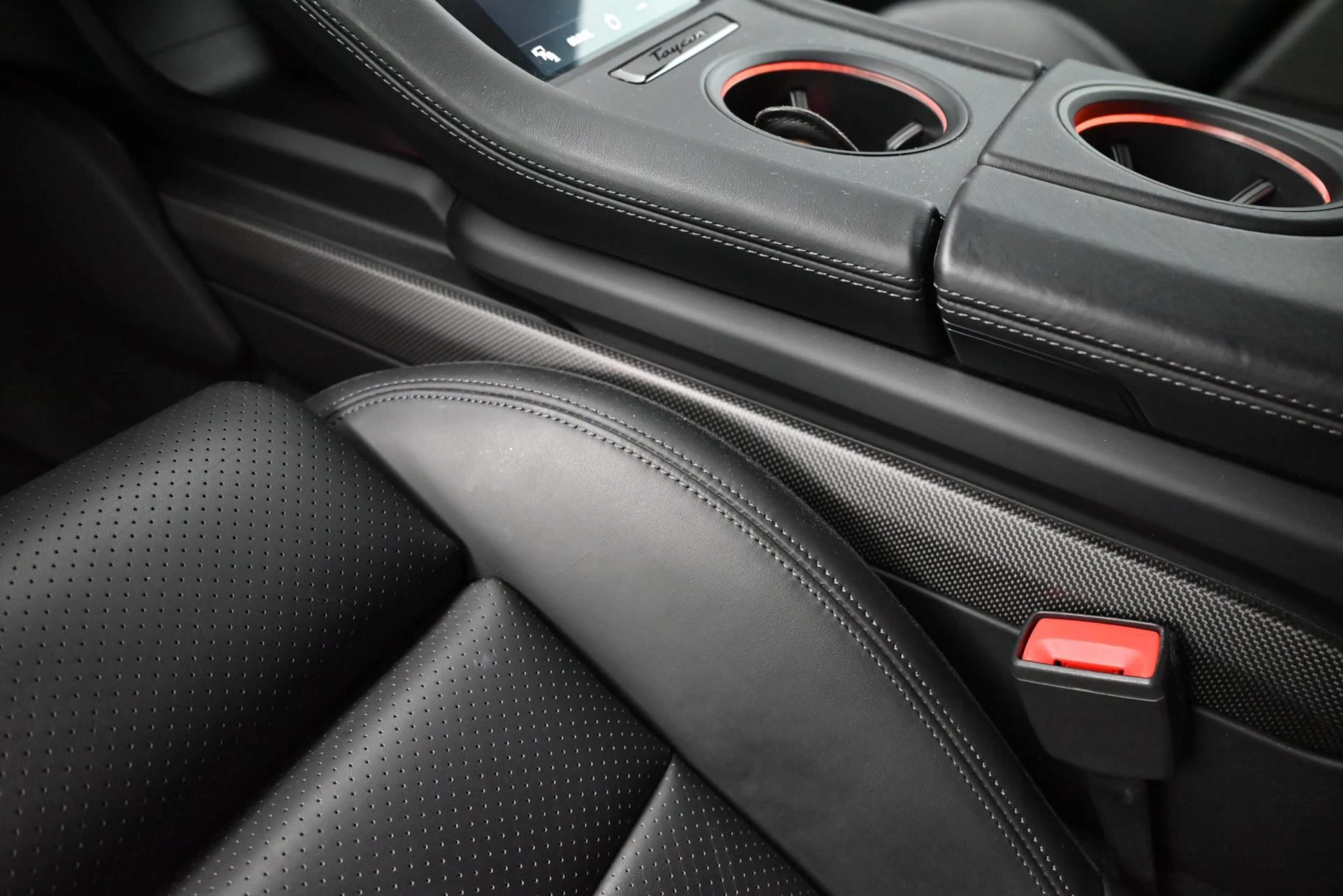 Hoofdafbeelding Porsche Taycan