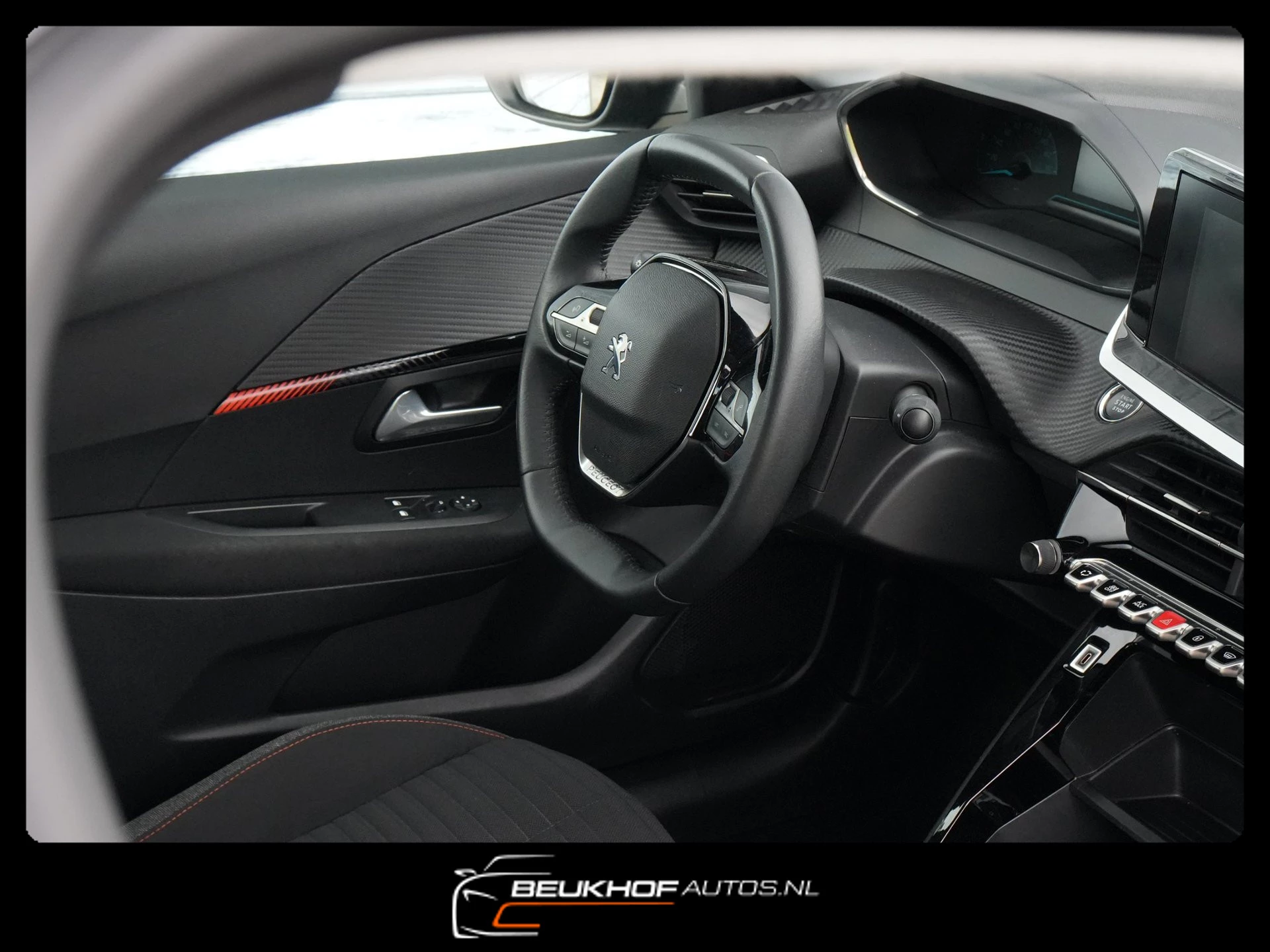Hoofdafbeelding Peugeot e-208