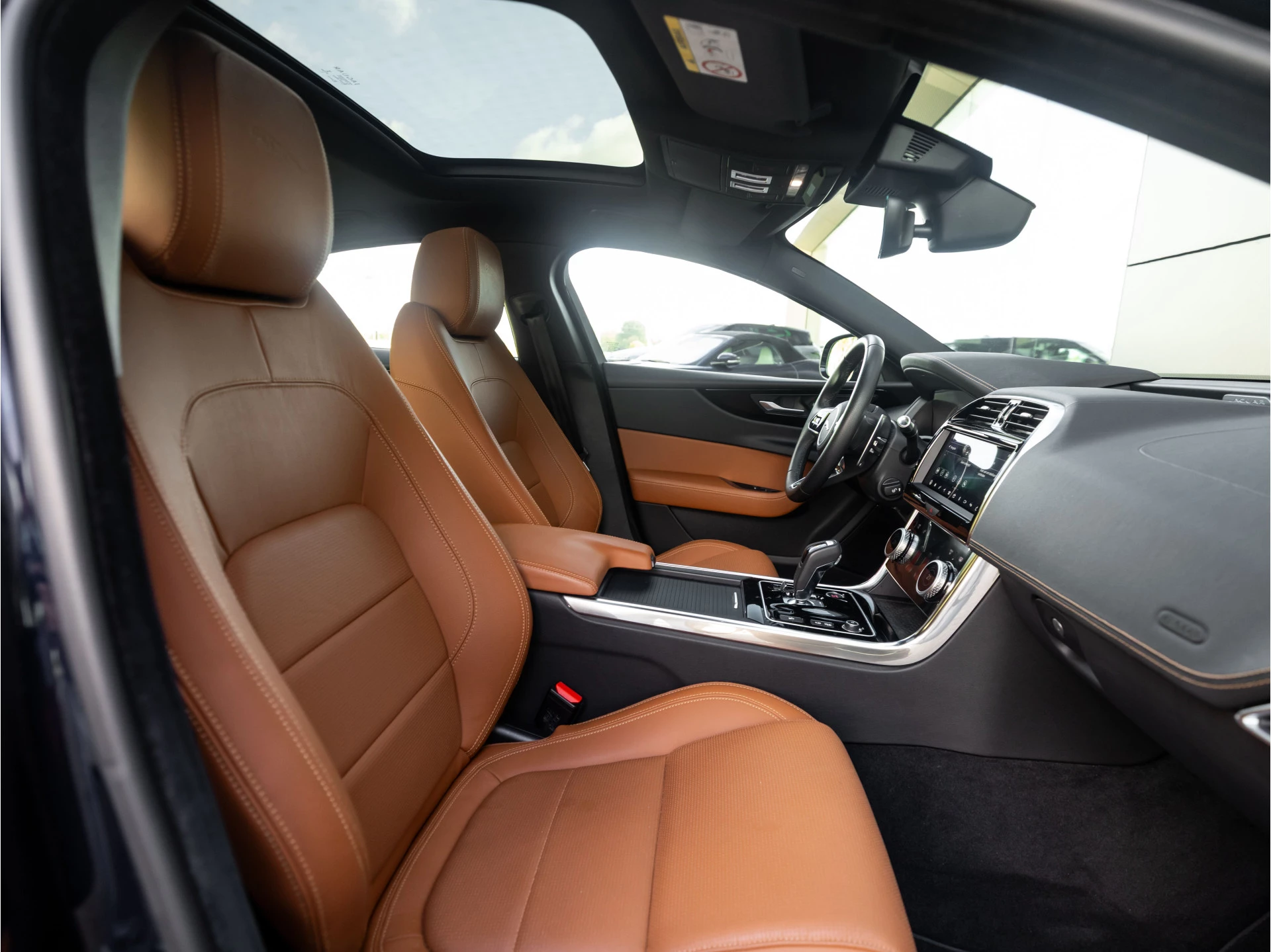 Hoofdafbeelding Jaguar XE