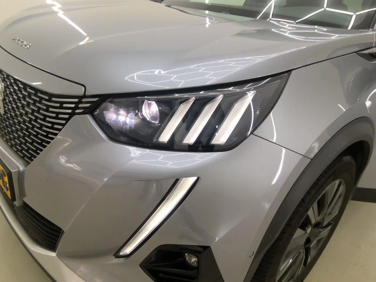 Hoofdafbeelding Peugeot e-2008