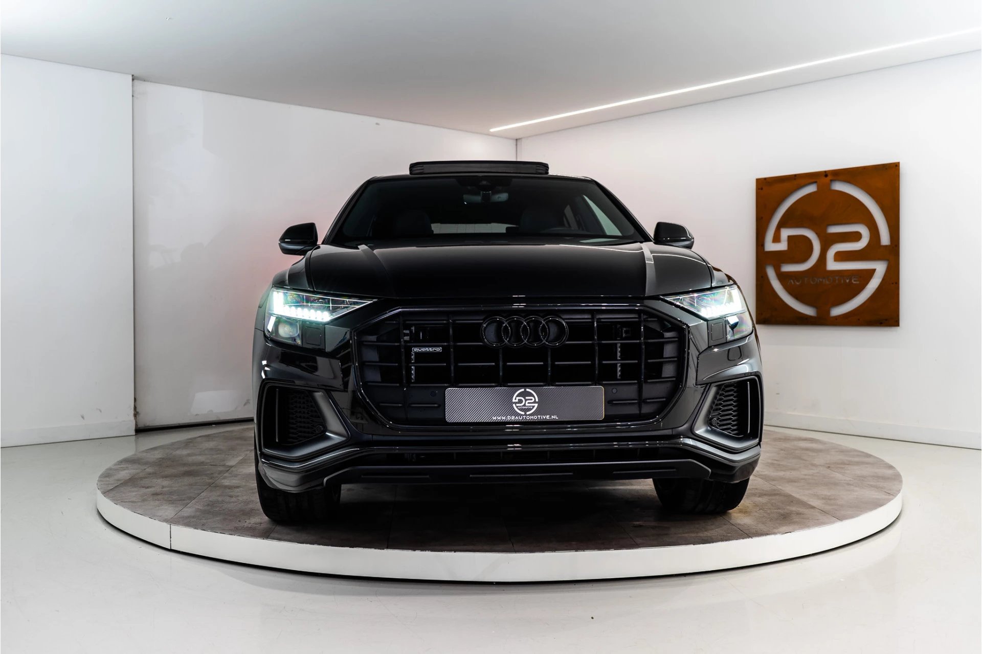 Hoofdafbeelding Audi Q8