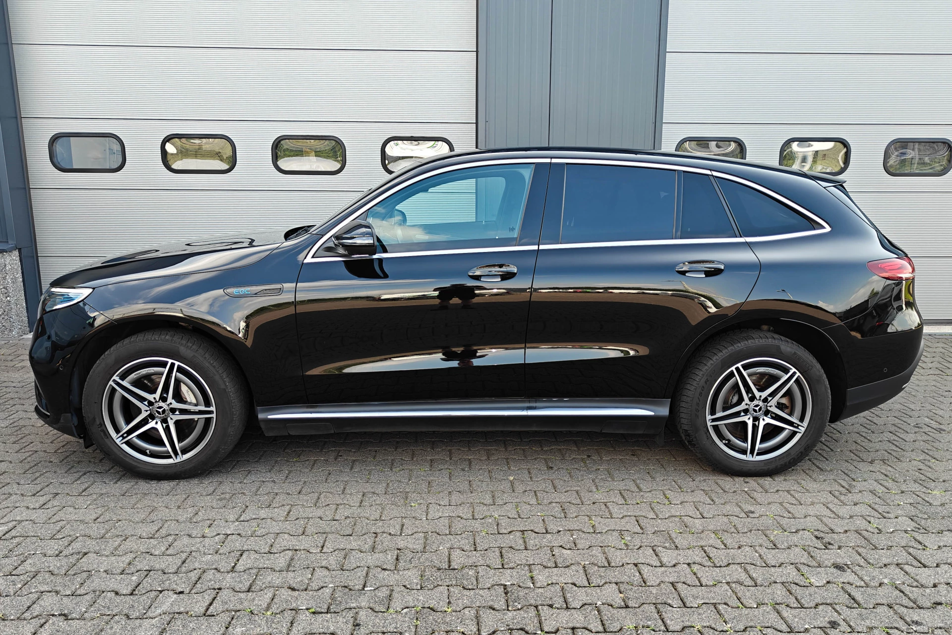 Hoofdafbeelding Mercedes-Benz EQC