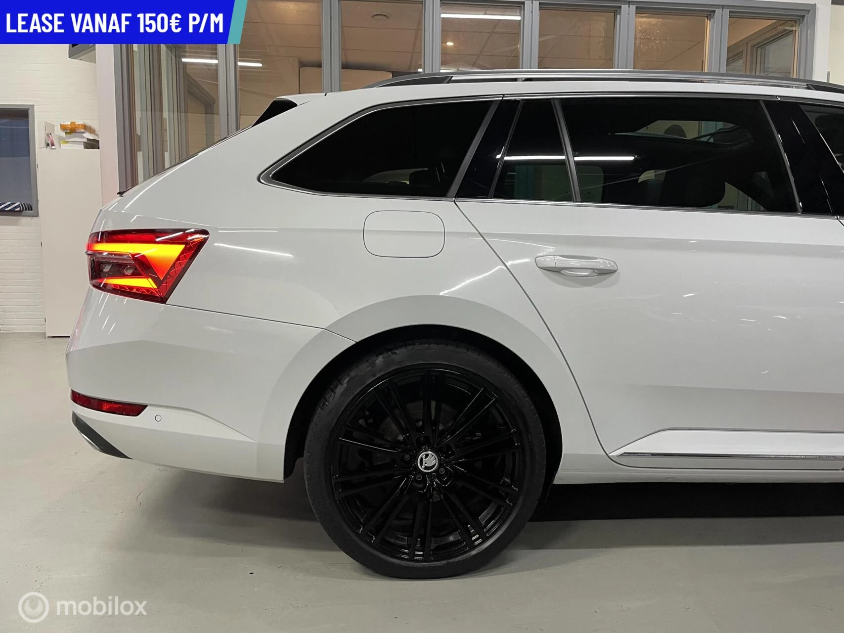 Hoofdafbeelding Škoda Superb