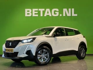 Hoofdafbeelding Peugeot 2008 Peugeot 2008 1.2  100 pk Active Pack Navigatie | Led Koplampen| Lm velgen Clima |Cruise Control | Parkeersensoren |Carplay Android  Auto |NL Auto 1e Eigenaar Hoge Zit