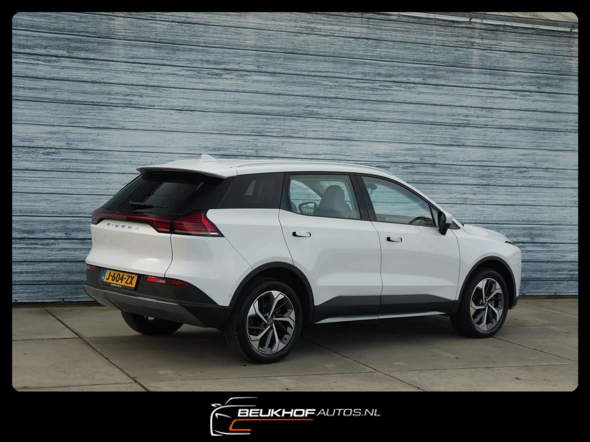 Hoofdafbeelding Aiways U5