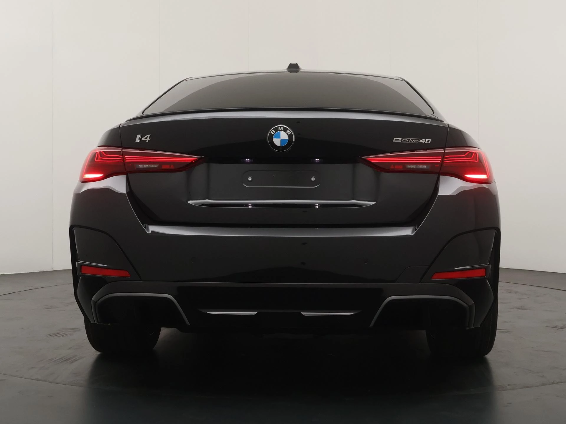 Hoofdafbeelding BMW i4