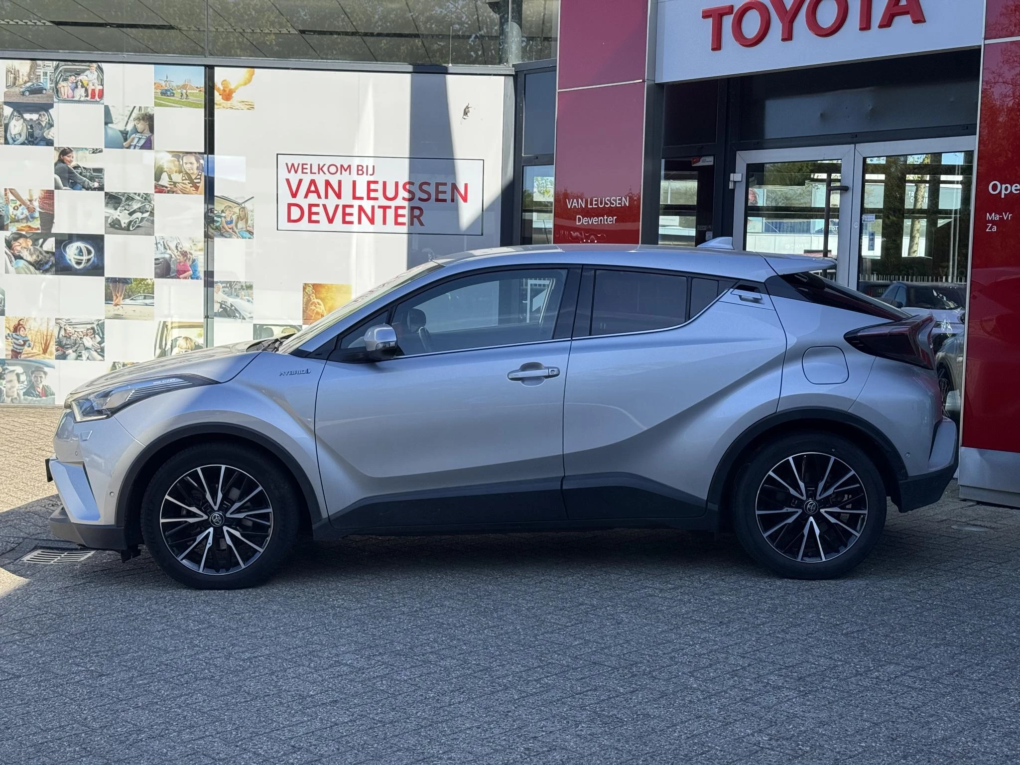 Hoofdafbeelding Toyota C-HR