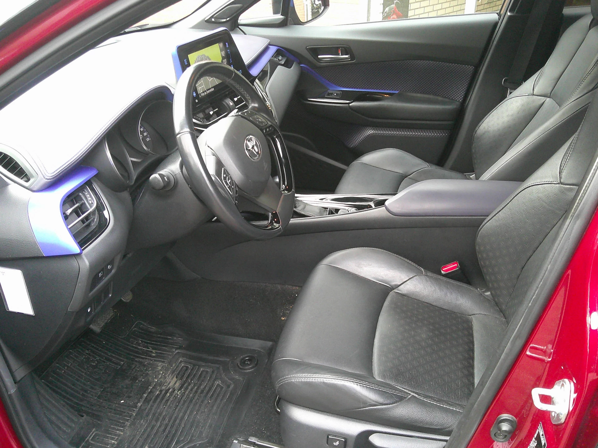 Hoofdafbeelding Toyota C-HR