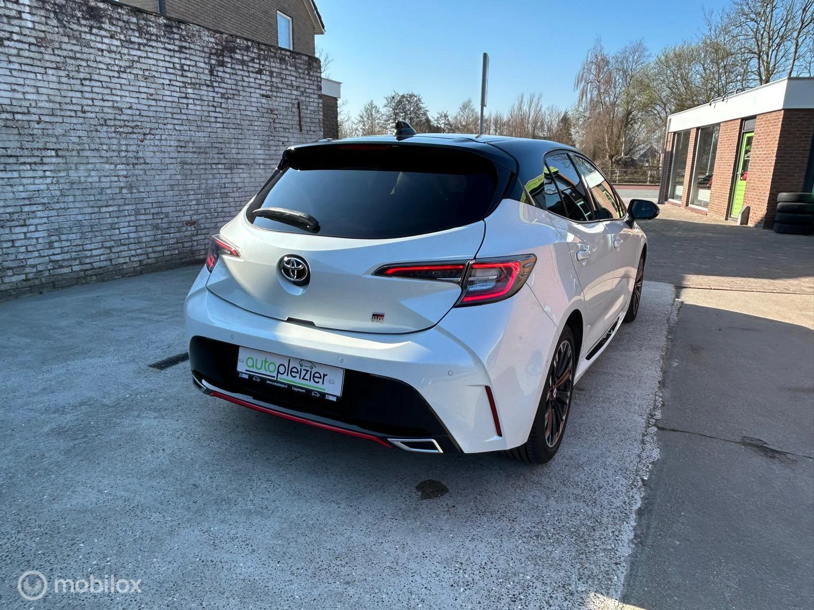 Hoofdafbeelding Toyota Corolla