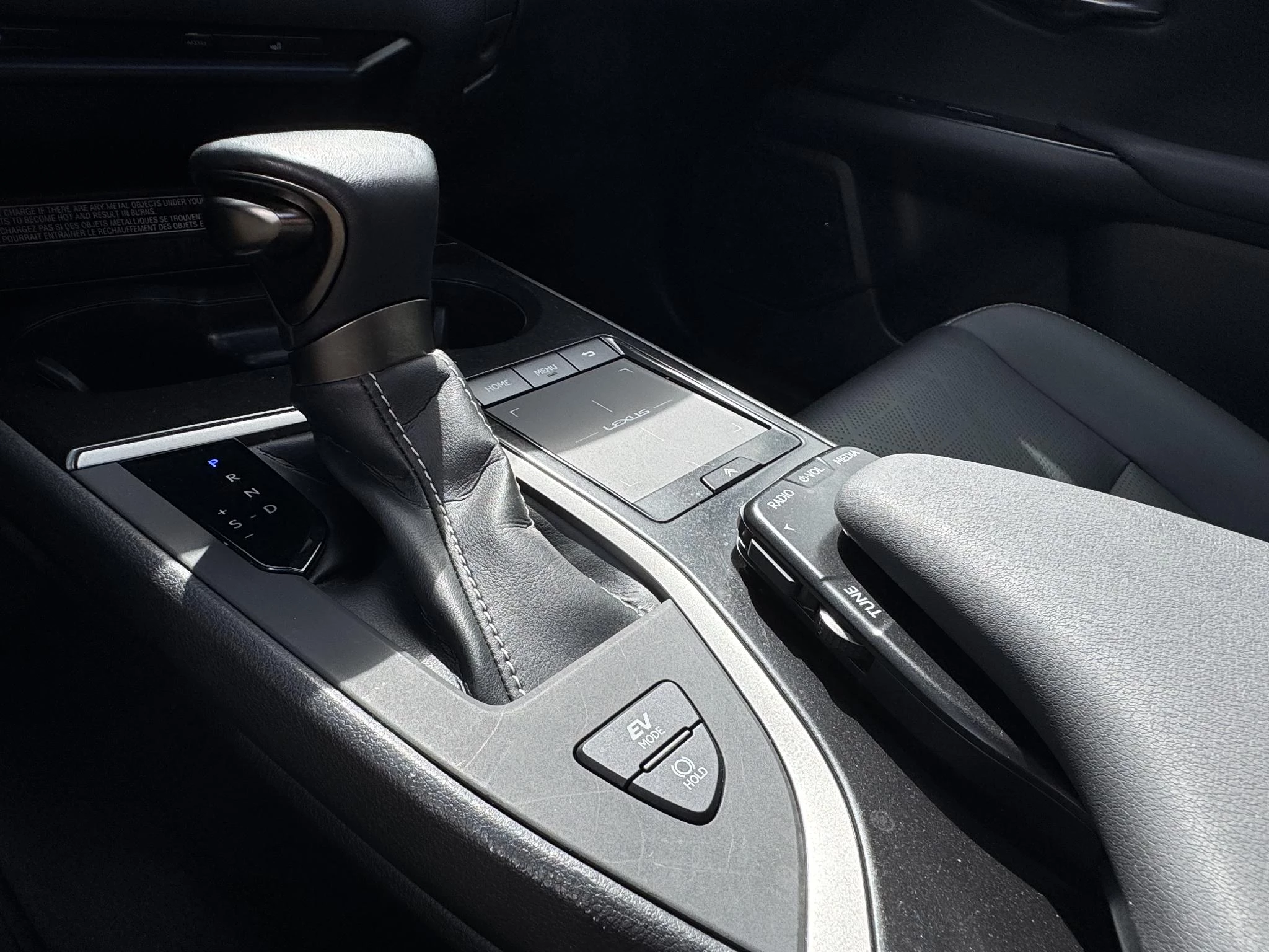 Hoofdafbeelding Lexus UX