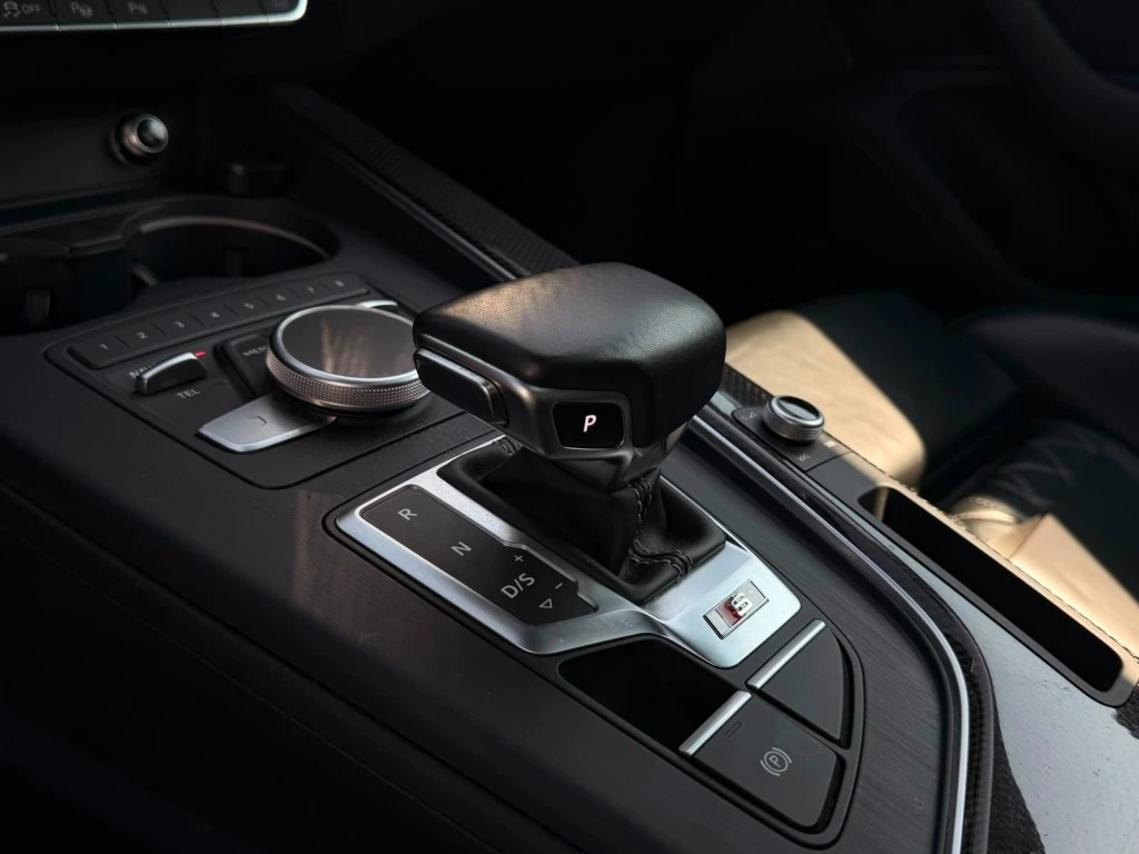 Hoofdafbeelding Audi S5