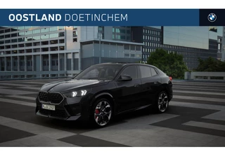BMW X2 sDrive20i High Executive M Sport Automaat / Panoramadak / Trekhaak / Sportstoelen / M Adaptief onderstel / Comfort Access / Head-Up / Parking Assistant Plus / Stuurverwarming