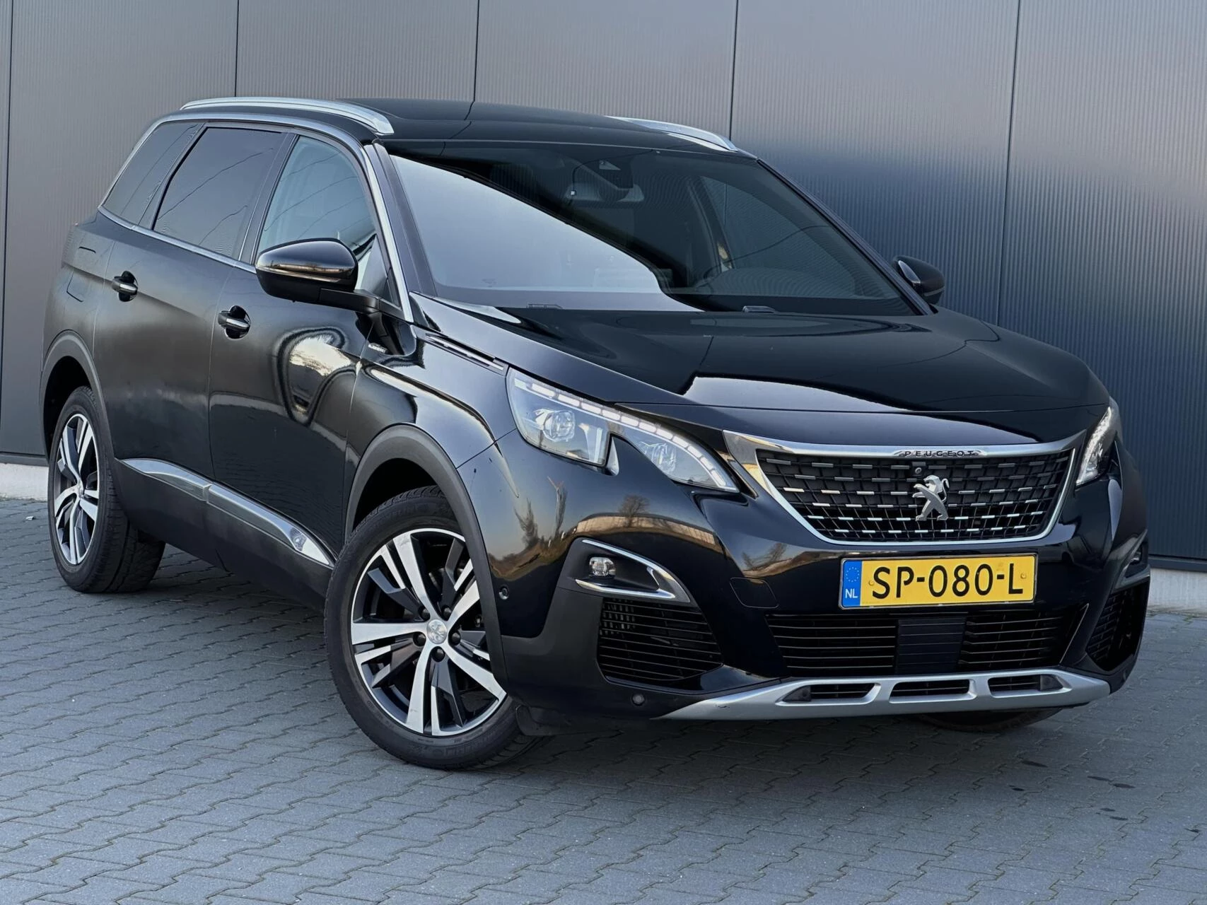 Hoofdafbeelding Peugeot 5008
