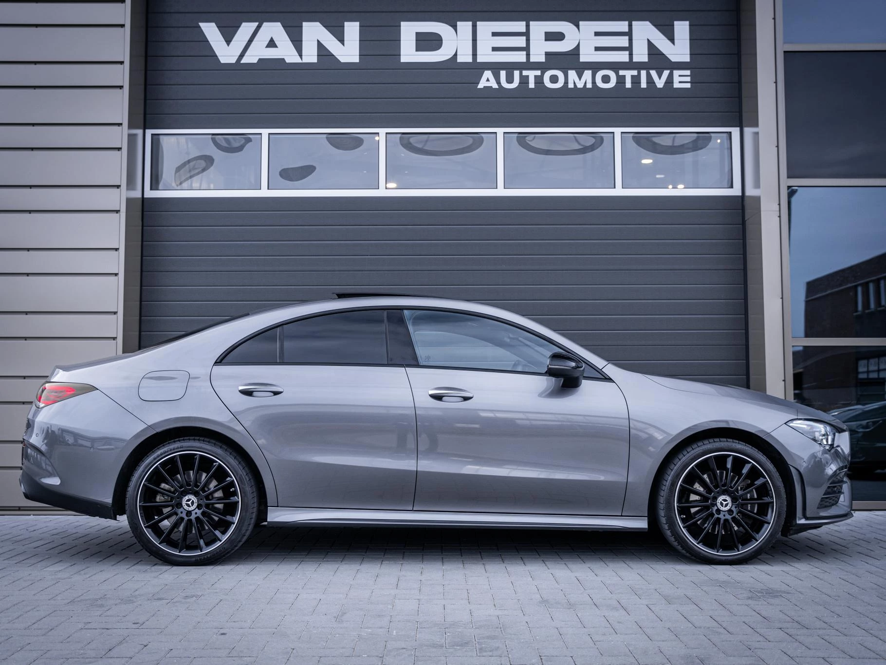 Hoofdafbeelding Mercedes-Benz CLA