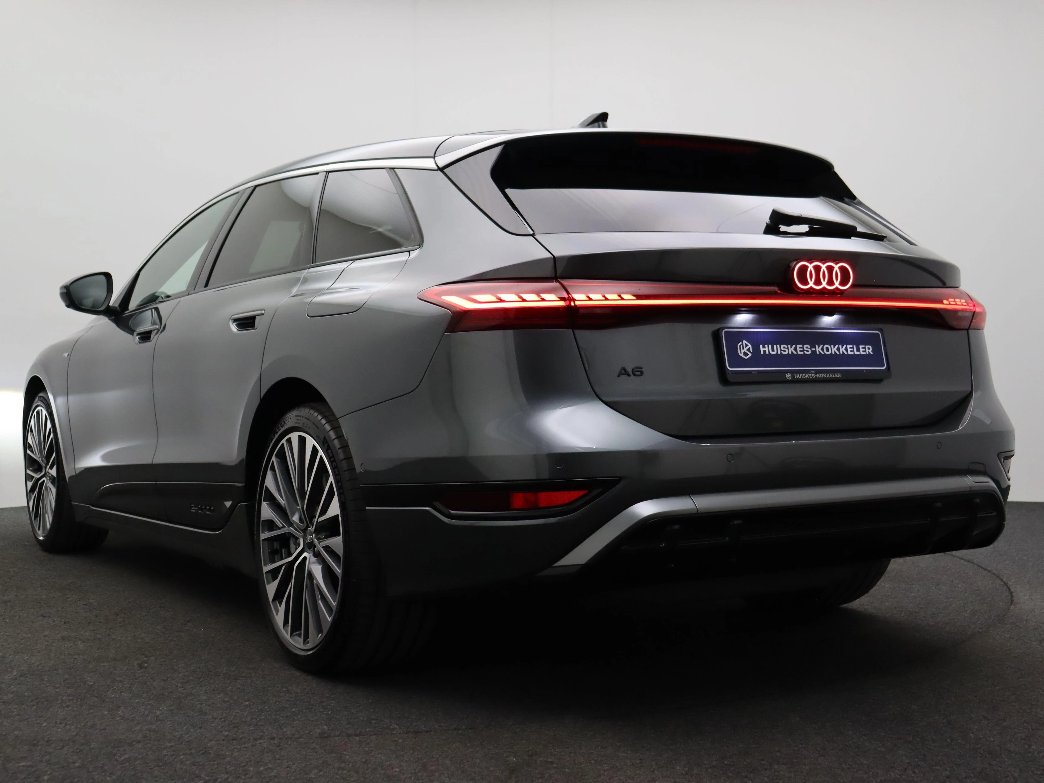 Hoofdafbeelding Audi A6 e-tron