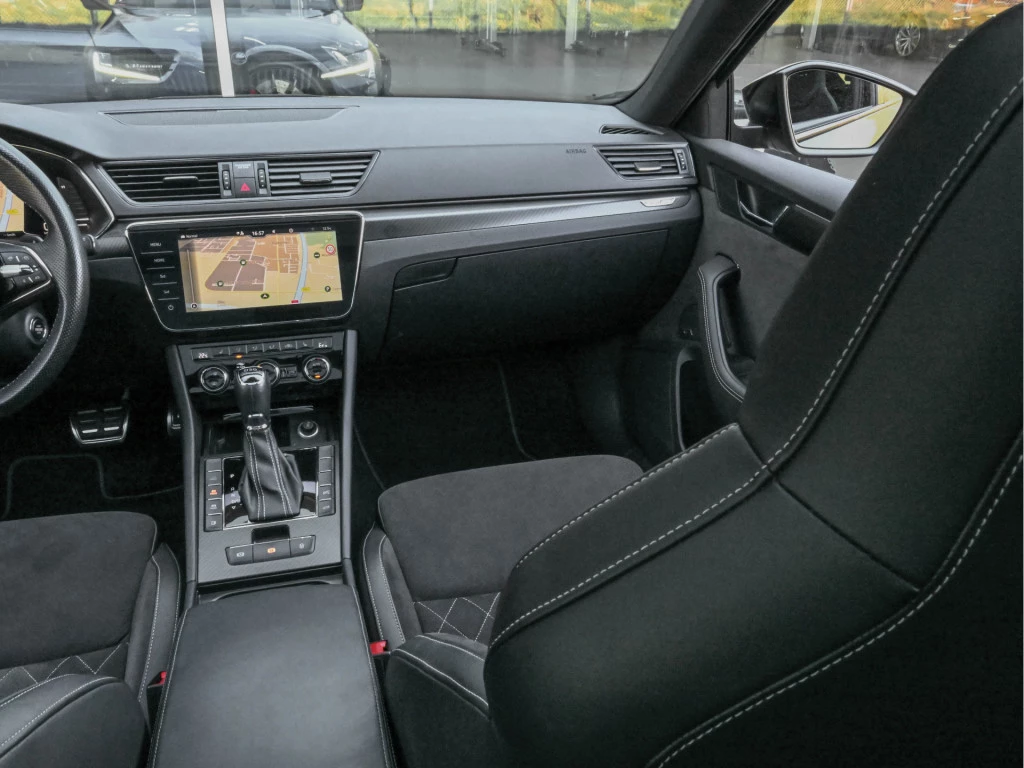 Hoofdafbeelding Škoda Superb