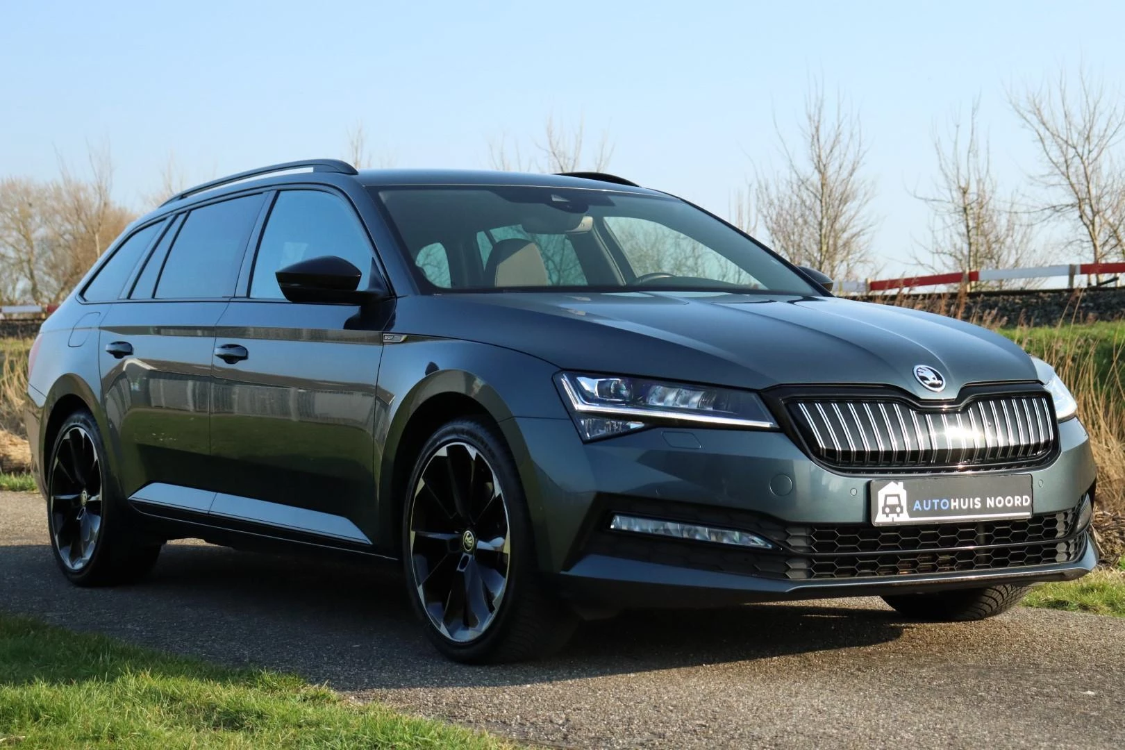 Hoofdafbeelding Škoda Superb