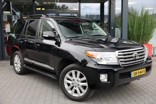 Toyota Land Cruiser Landcruiser V8 4.5 D EXECUTIVE A/T 5 SITZ MARGE