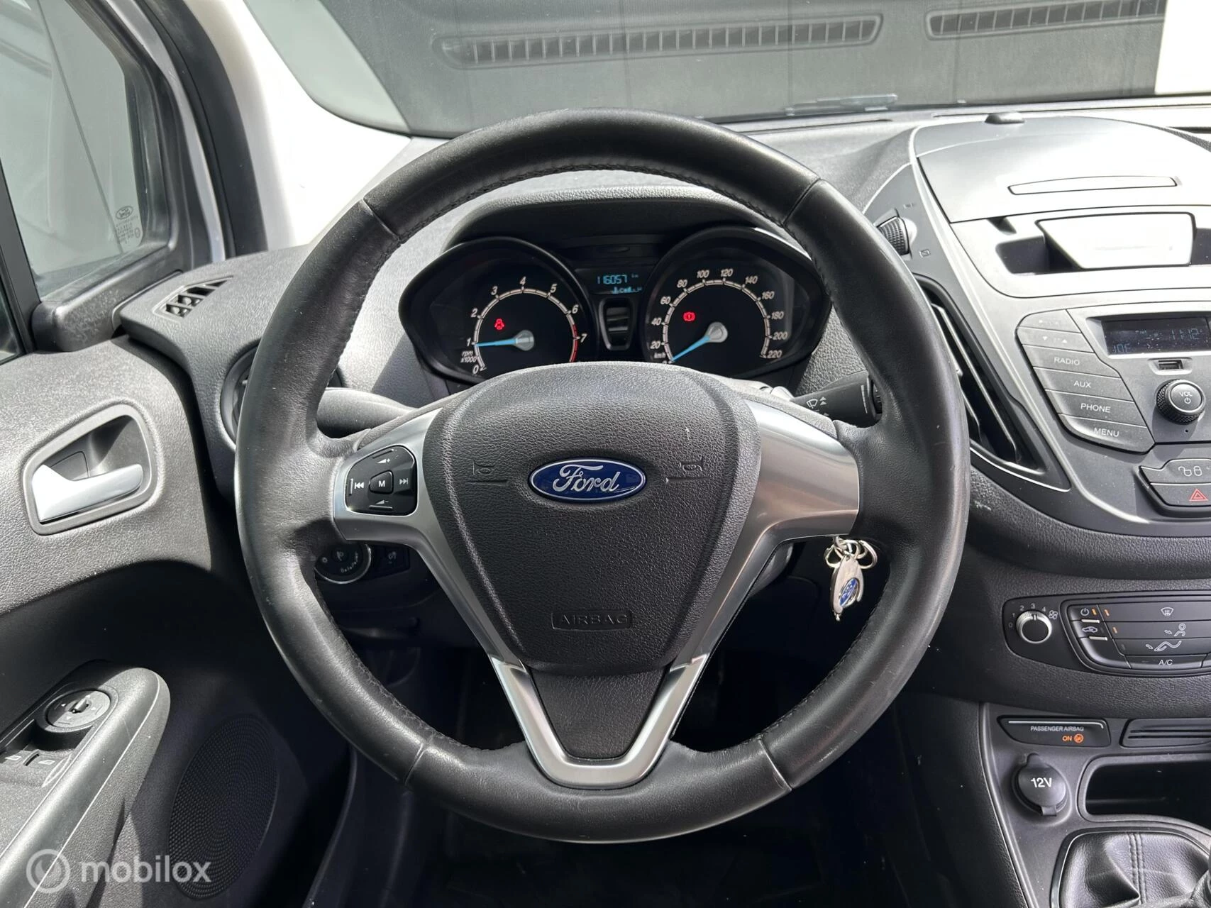 Hoofdafbeelding Ford Transit Courier