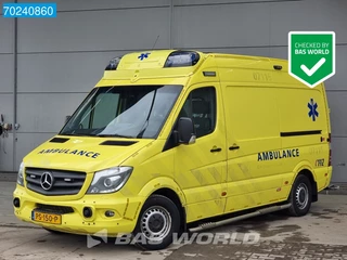 Hoofdafbeelding Mercedes-Benz Sprinter Mercedes Sprinter 319 CDI Automaat Euro6 Complete NL Ambulance Brancard Ziekenwagen Rettungswagen Krankenwagen Airco Cruise control