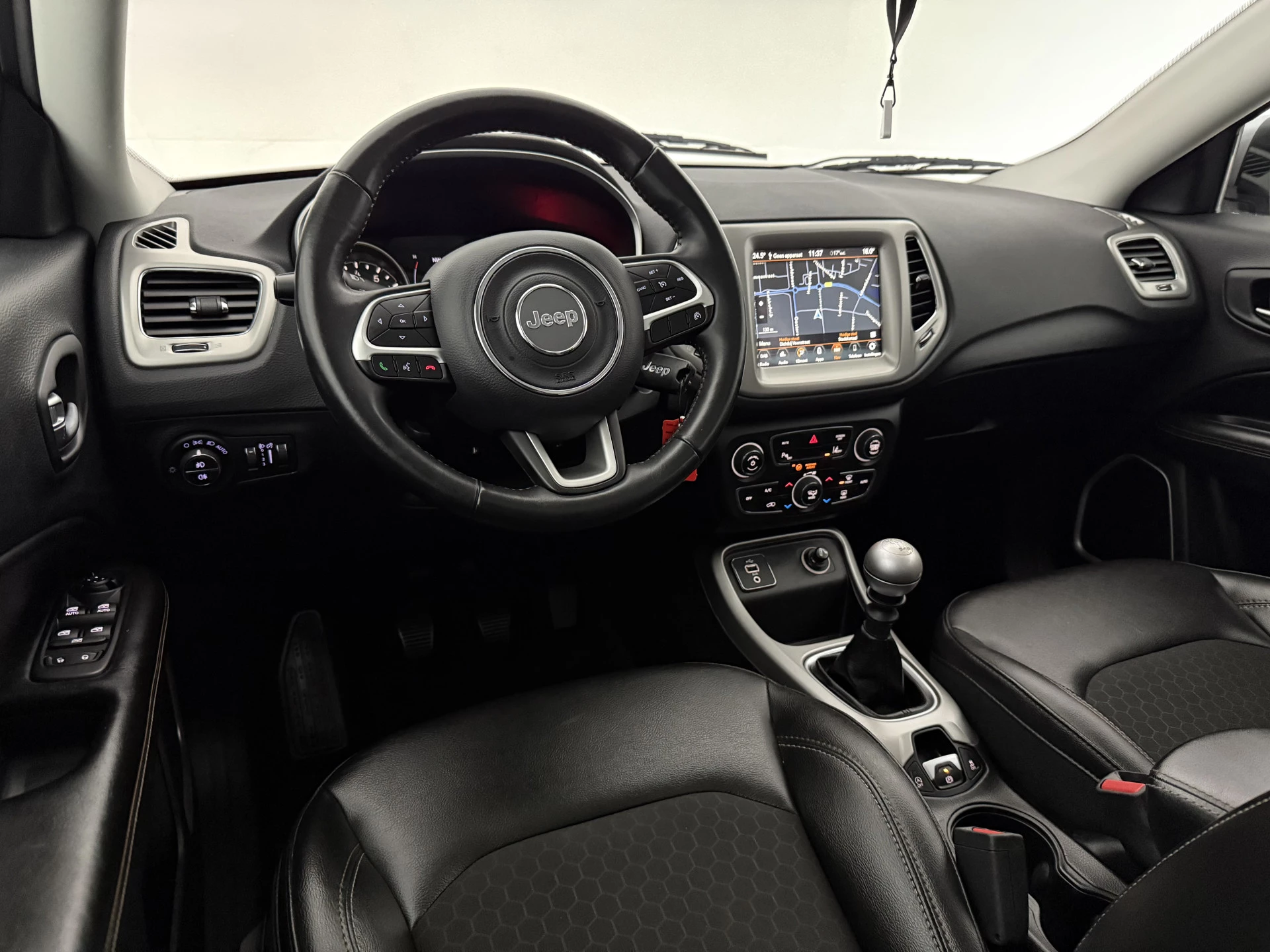 Hoofdafbeelding Jeep Compass