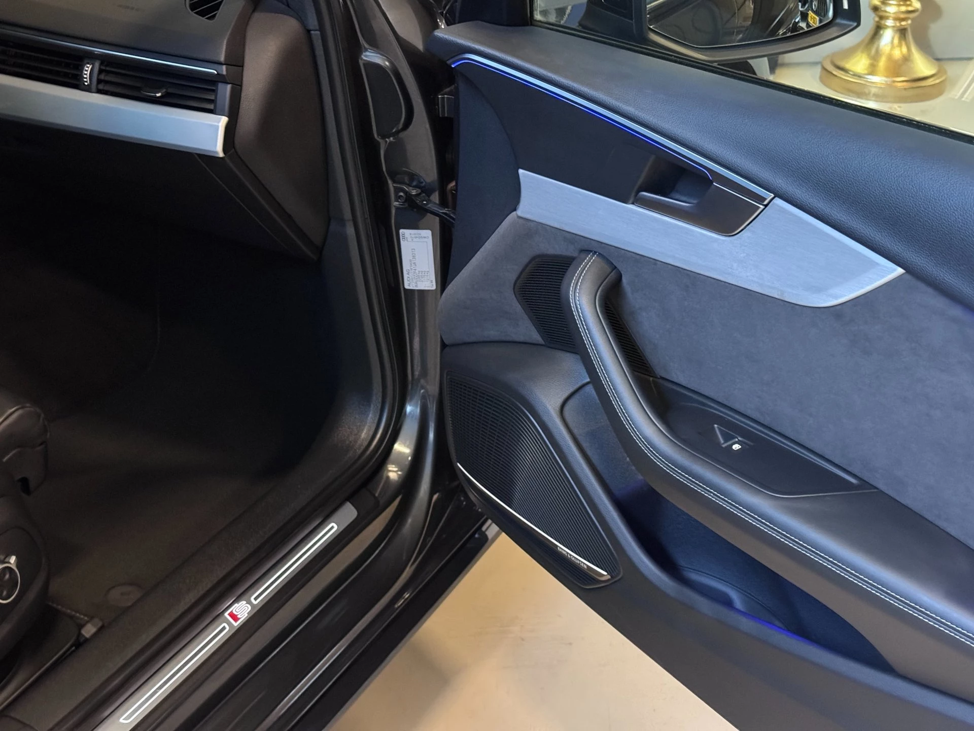 Hoofdafbeelding Audi S4