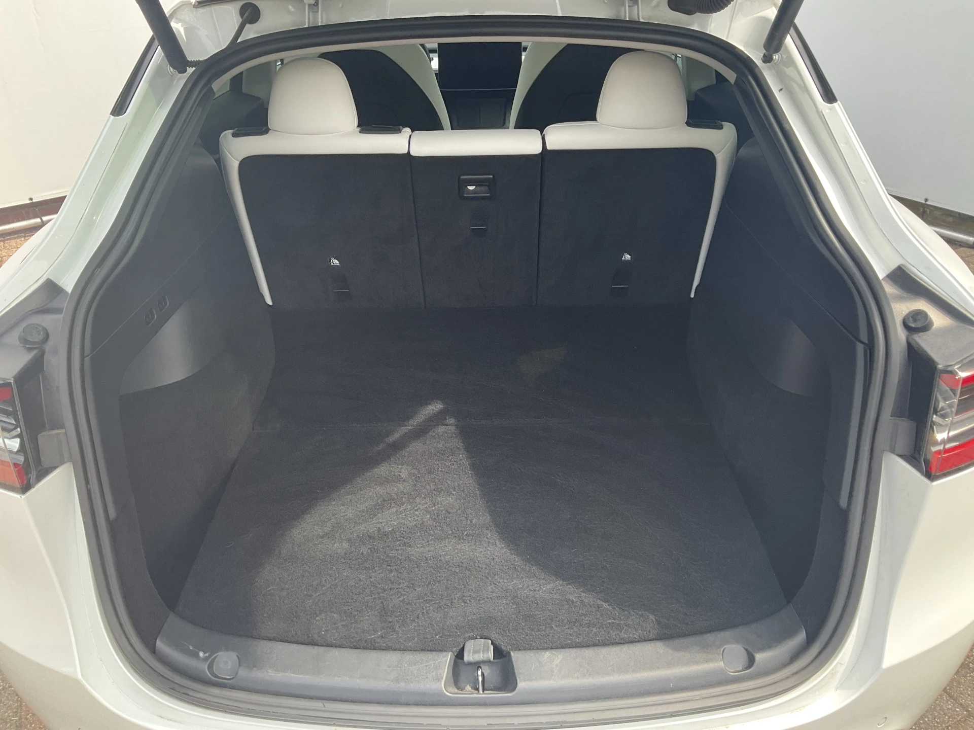 Hoofdafbeelding Tesla Model Y
