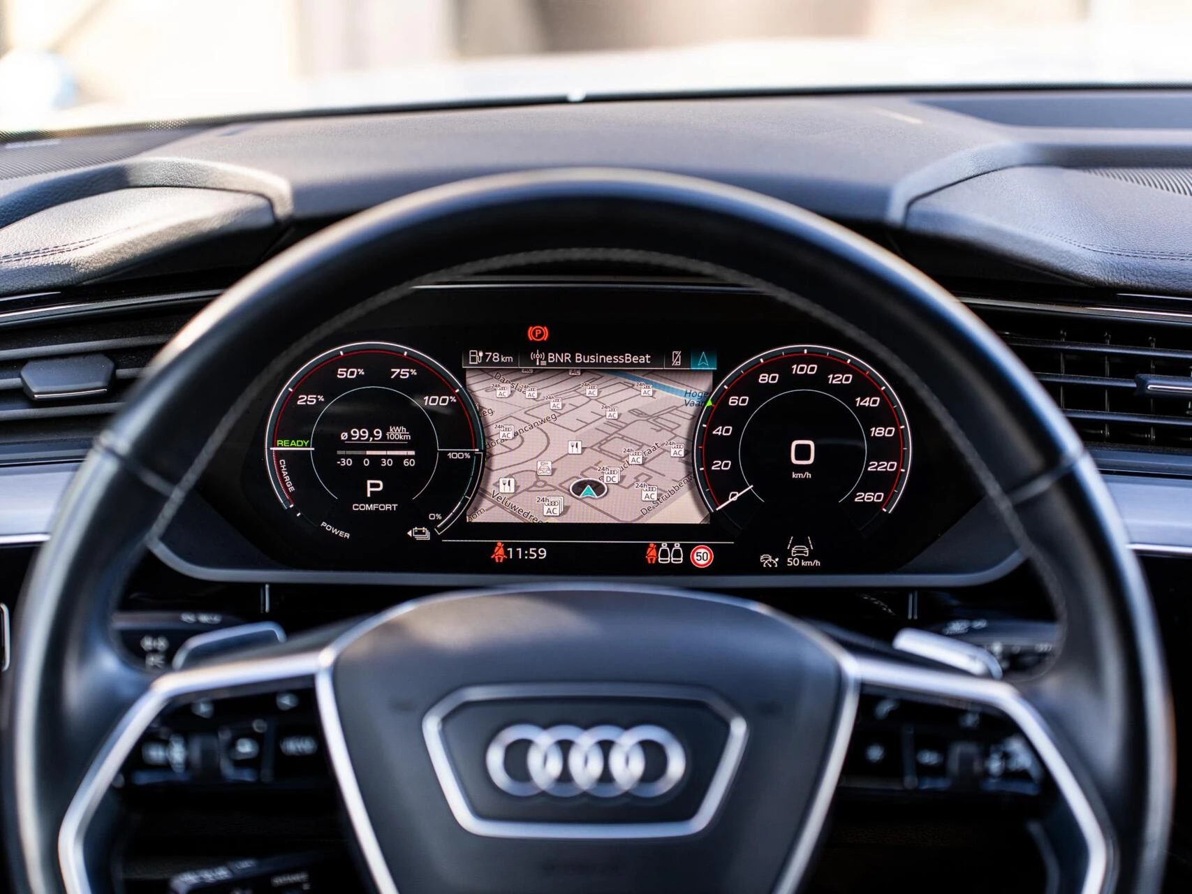 Hoofdafbeelding Audi e-tron