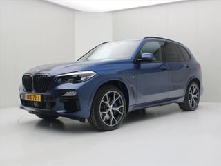 BMW X5 xDrive45e 394pk M-Sport Executive Bns [ TREKHAAK+360°+LED+HUD+ACC+HiFi+MERINO+STOELVENTILATIE ]