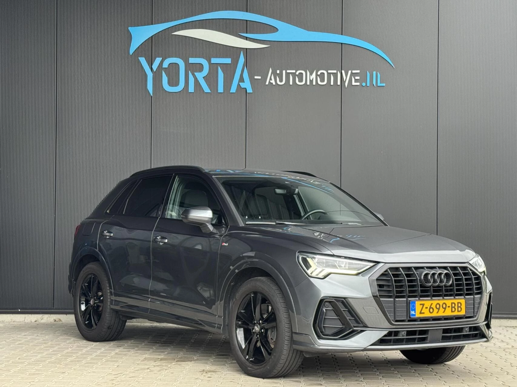 Hoofdafbeelding Audi Q3
