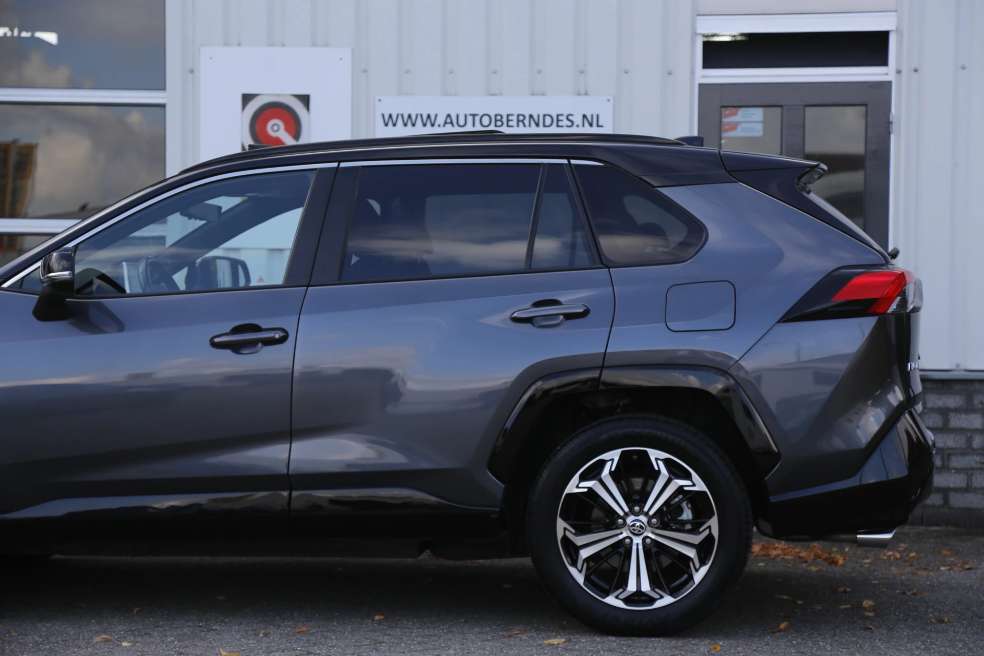 Hoofdafbeelding Toyota RAV4
