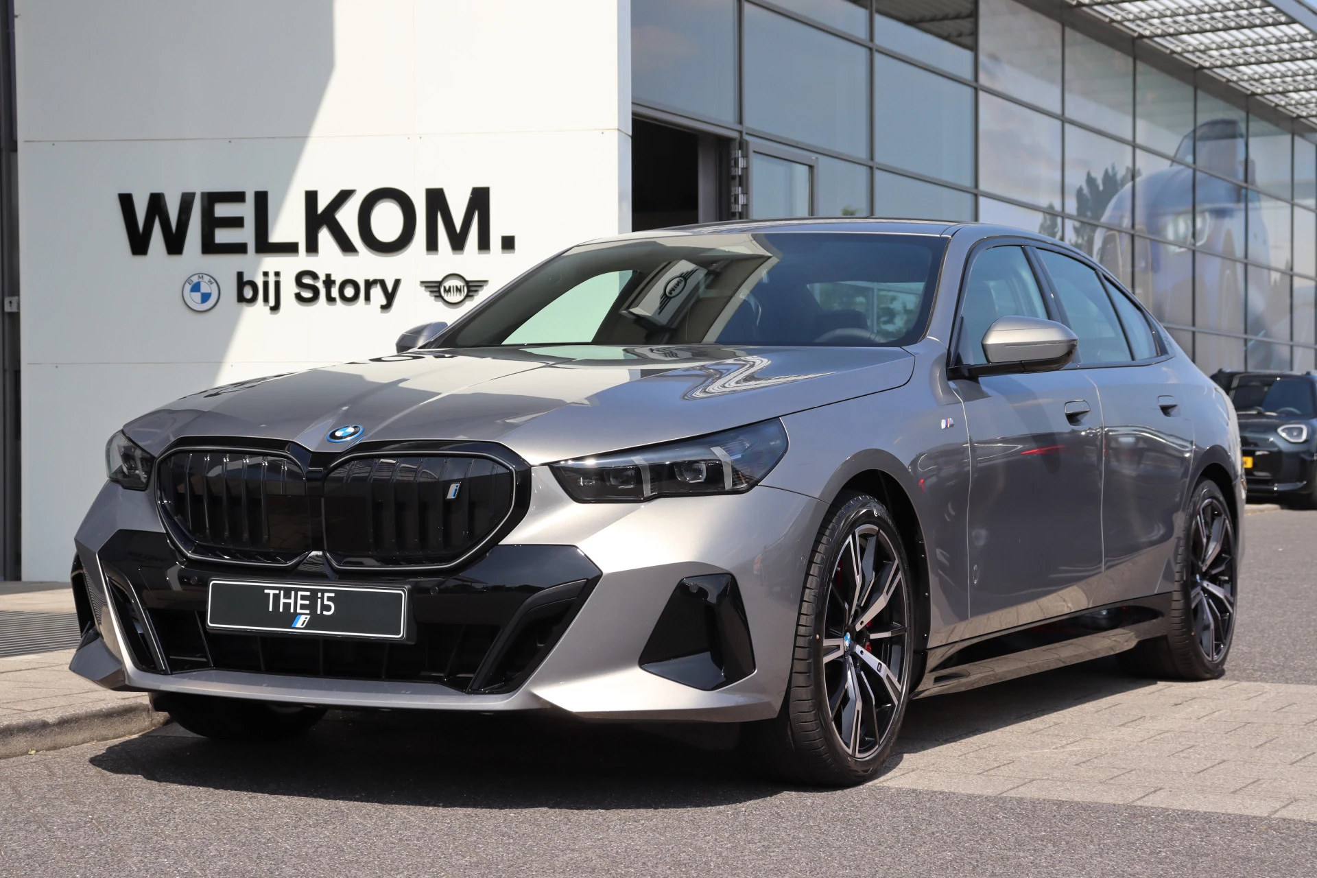 Hoofdafbeelding BMW i5